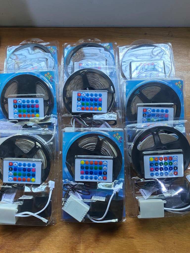 Kit Rgb Tira Led 3528 con Fuente 1A y Controladora 5M Liquidacion