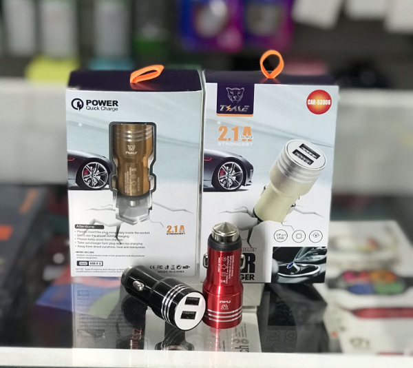 Cargador 12V de Auto Usb 2.1A CAR-53006