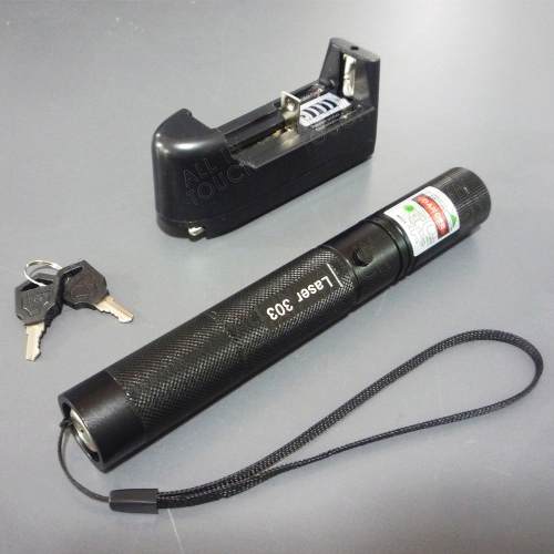 [9700155 003030 486547] Puntero Laser Verde 100mw Bateria y Cargador con Llave