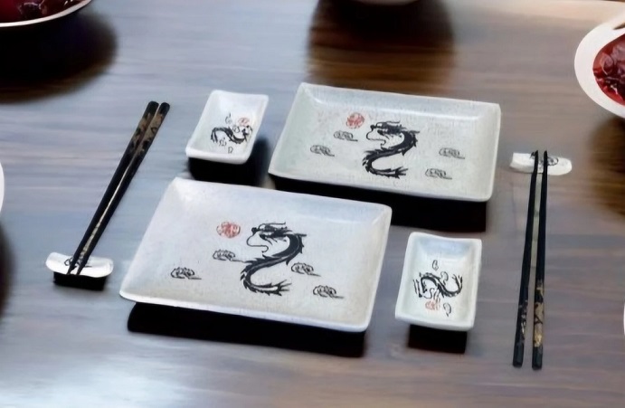 [7790780094681] Set Platos Sushi Porcelana Dragon x 2u (20cm) con Palitos